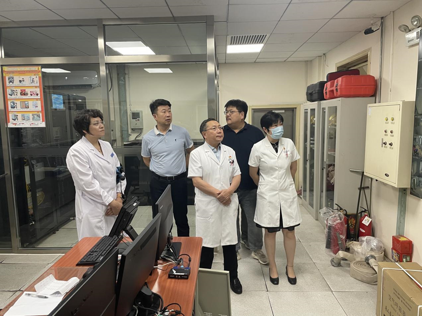 中国中医科学院眼科医院检查陪护加挂号检验结果异常及时告知，早做处理的简单介绍
