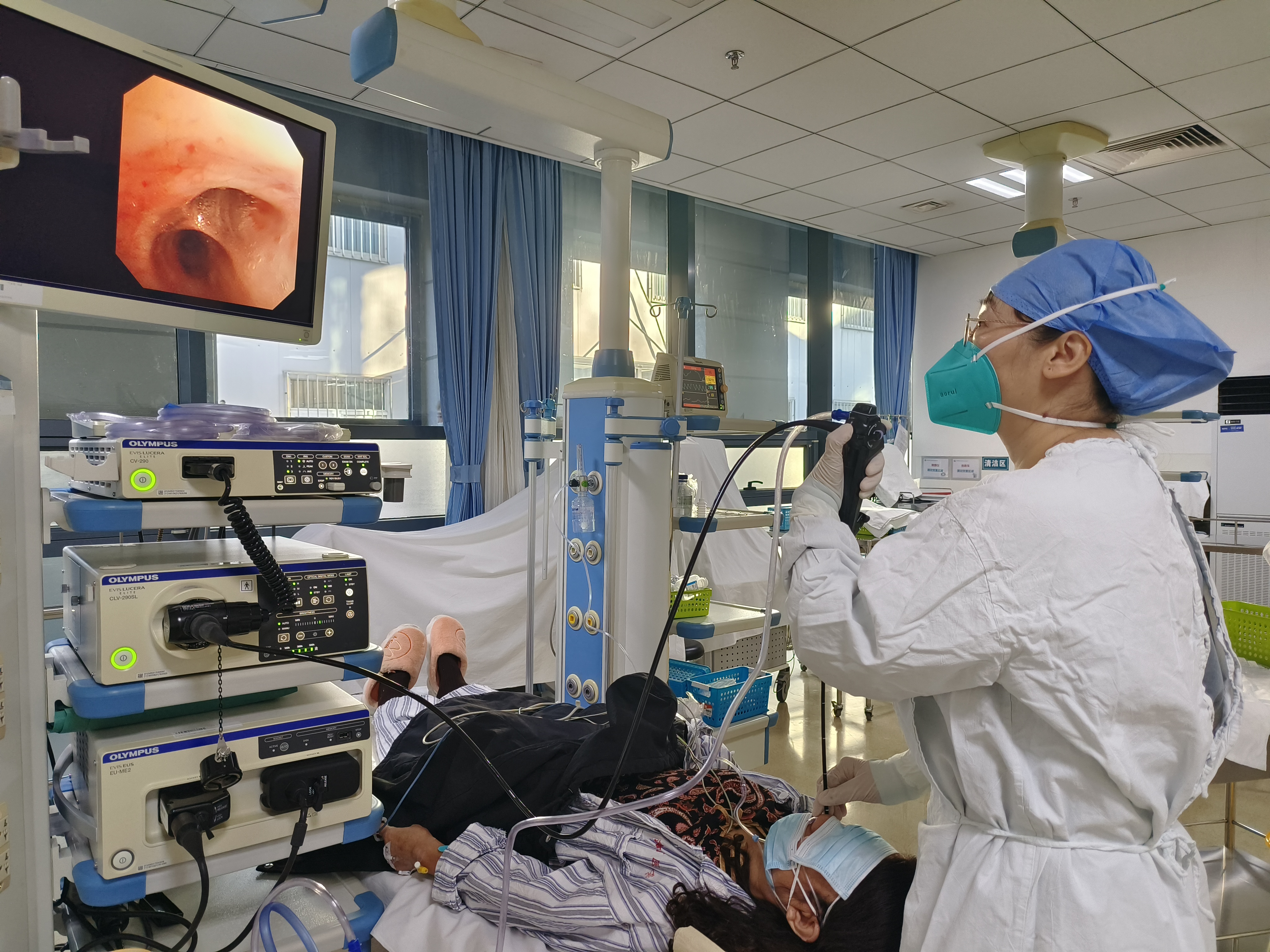 操作中.jpg 操作中.jpg