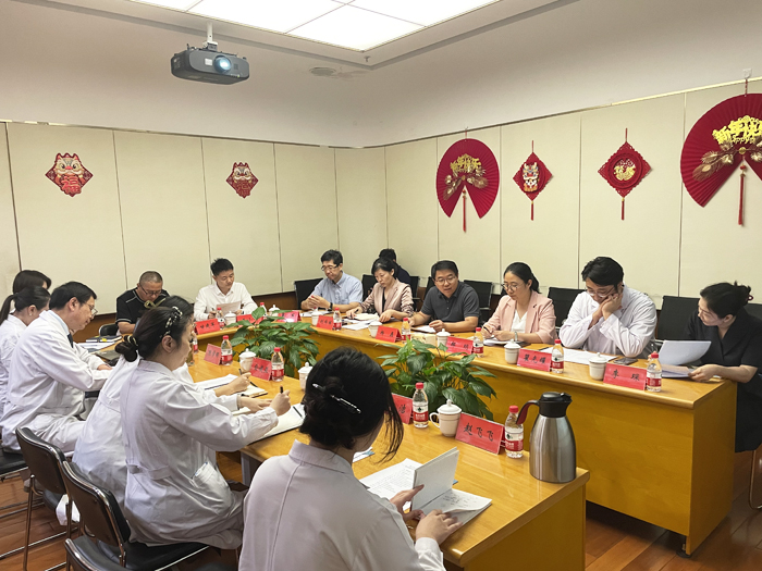 1 座谈.jpg 1 座谈.jpg