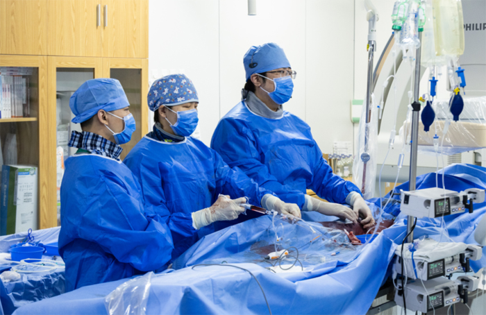 手术.jpg 手术.jpg