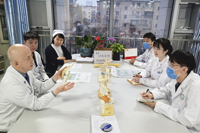 病例讨论.jpg 病例讨论.jpg