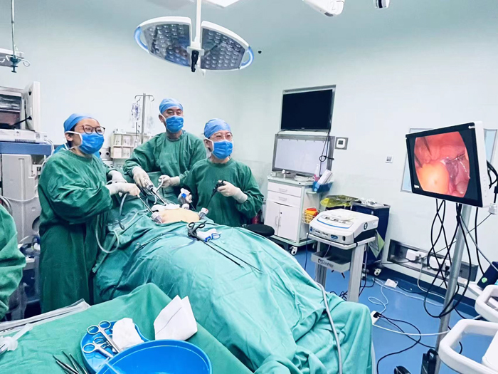 手术.jpg 手术.jpg