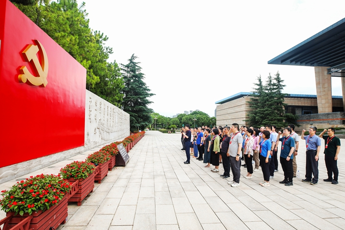 图片4.png 图片4.png