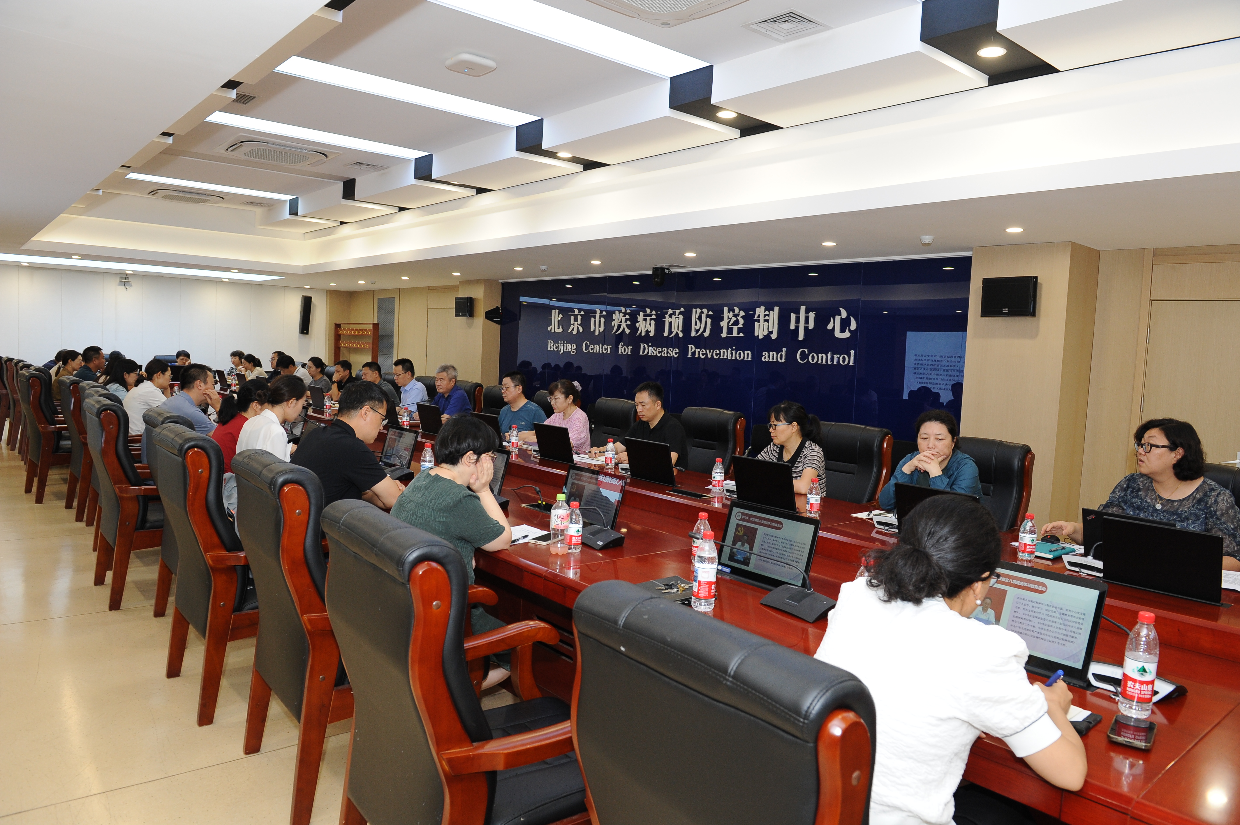 1865456603.jpg 1865456603.jpg