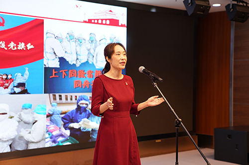 9.北京市援鄂医疗队护理组组长，北京老年医院疾控与感染管理处副处长、主任护师、中共党员纪冬梅宣讲《抗击疫情 我们续写新党史》。杨建军  摄.JPG